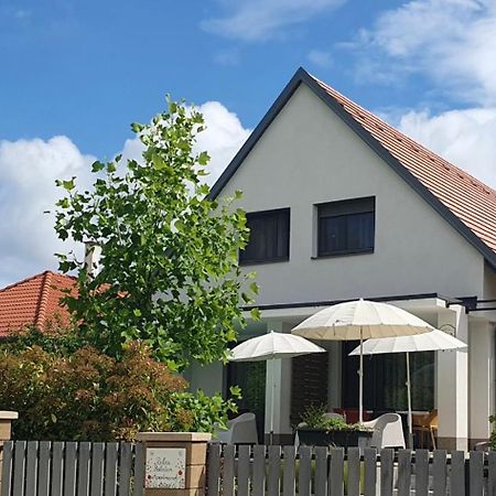 Relax Balaton Apartmanok Balatonfüred Екстериор снимка