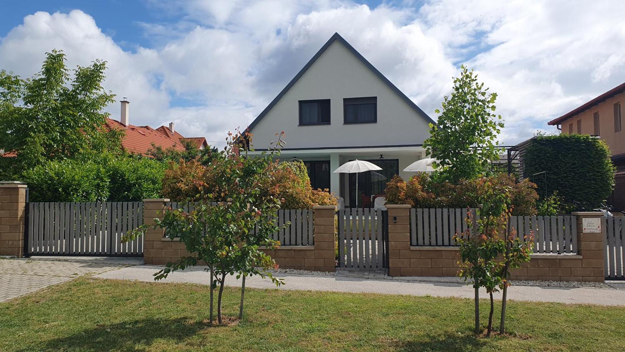 Relax Balaton Apartmanok Balatonfüred Екстериор снимка